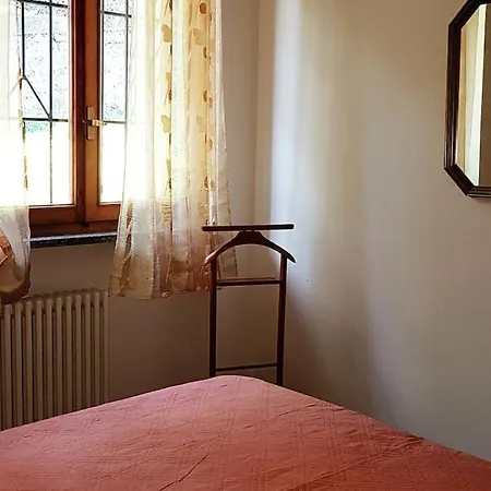 Camila Stresa, Italia * Στρέσα